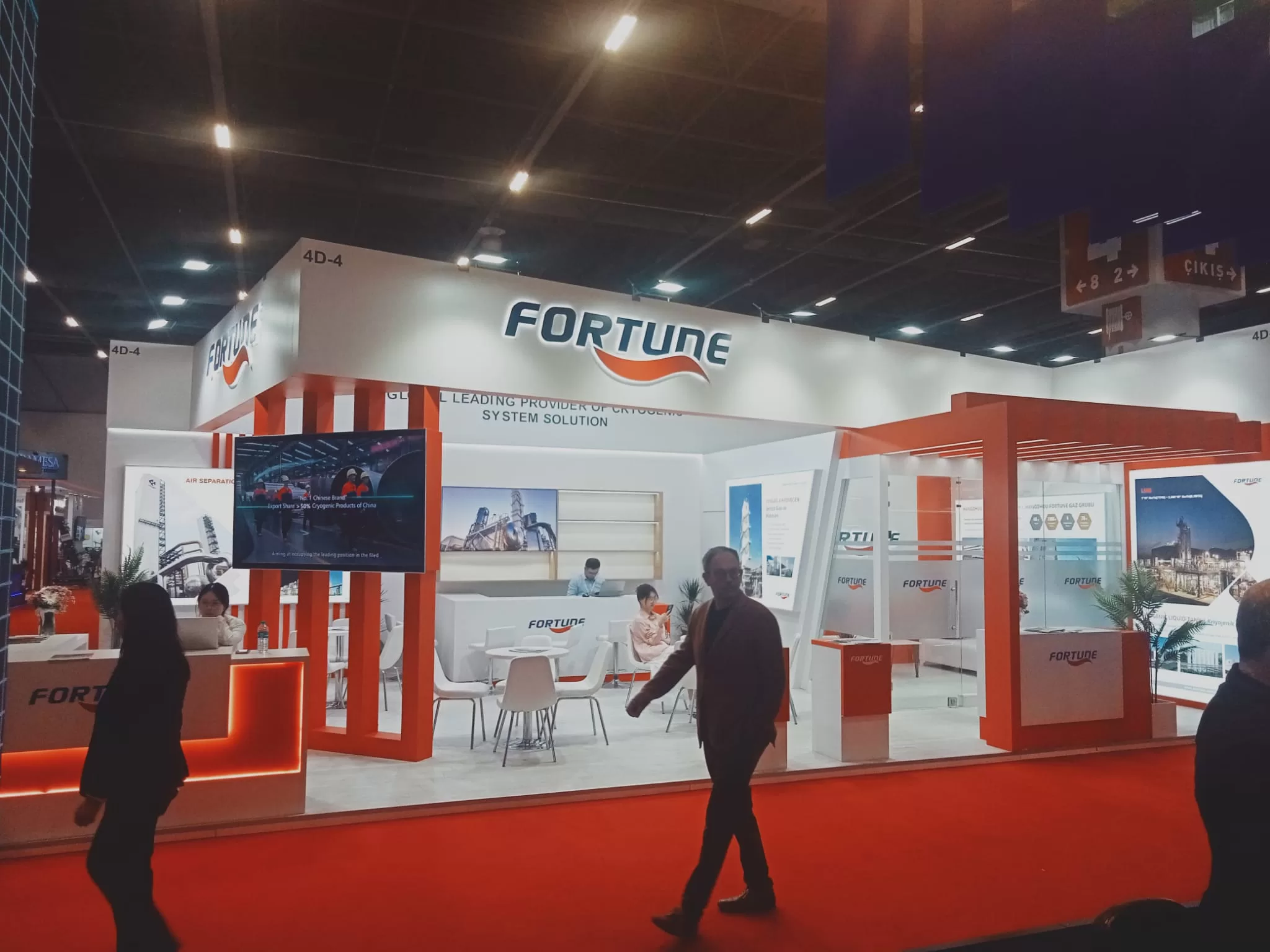 Fortune Wooden Booth