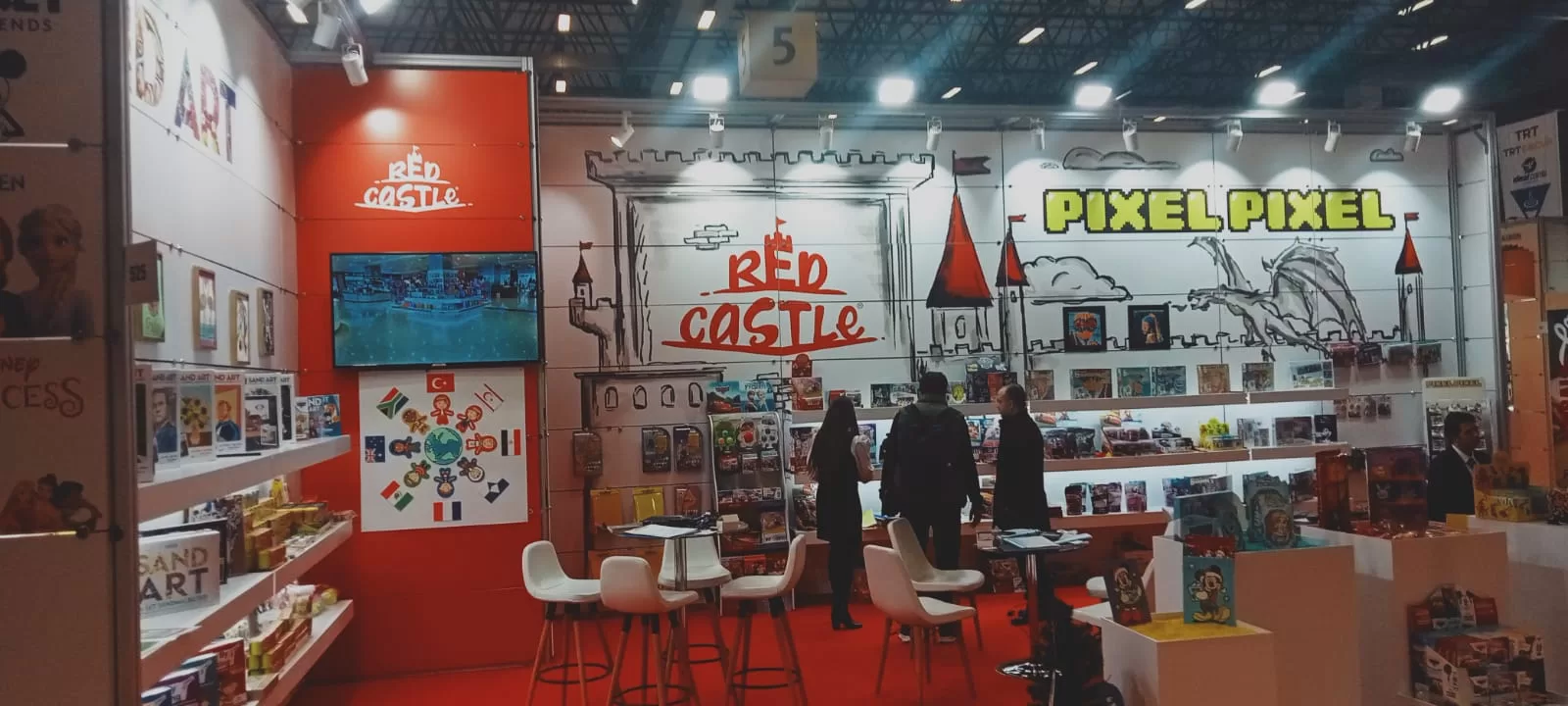 Red Costle Maxima Booth