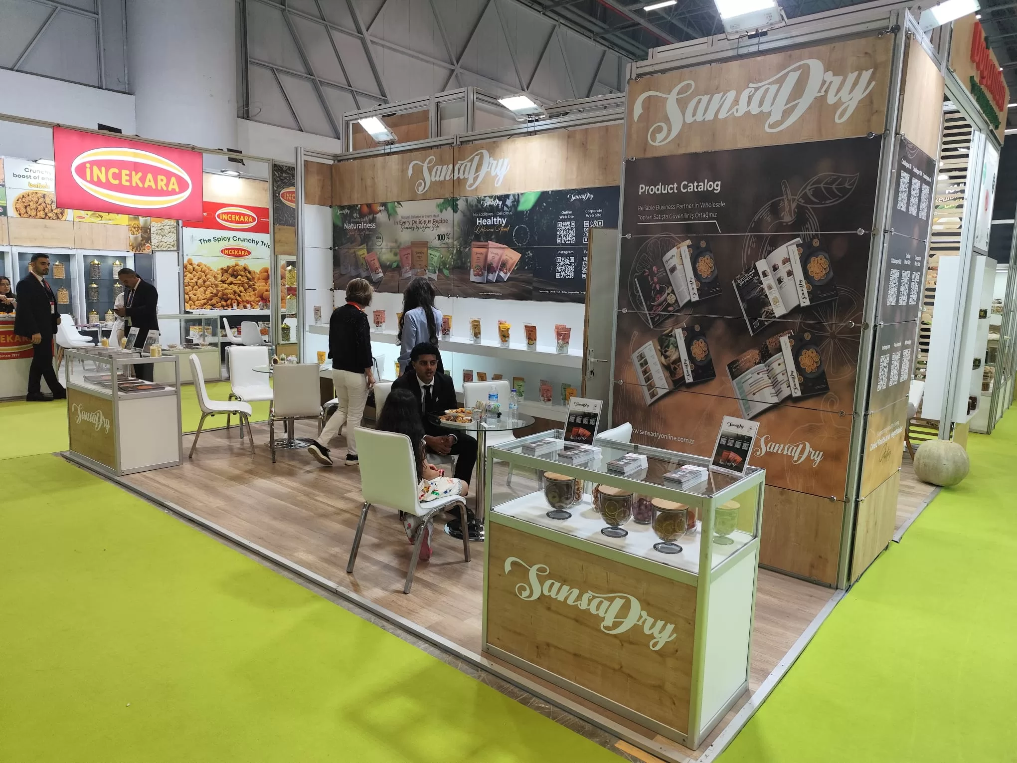 Sansa Dry Maxima Stand 2