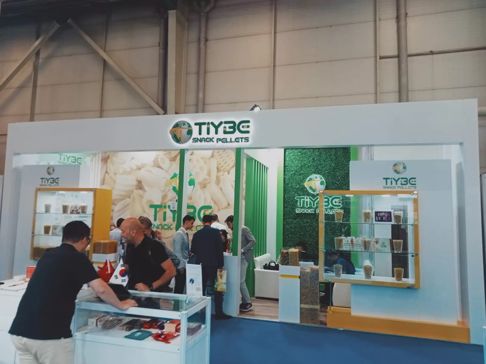 Tiybe Snack Pellets Ahşap Stand